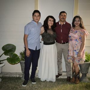 Meet your Posher, Elisa